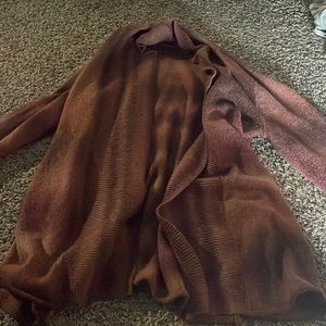 White stay cardigan medium